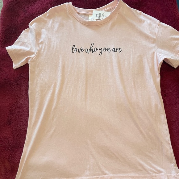 New t shirts - Picture 5 of 5